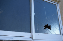 セイチョーの住まいのトラブル 無償対応サービス窓ガラスのトラブル　<ガラス業者手配>